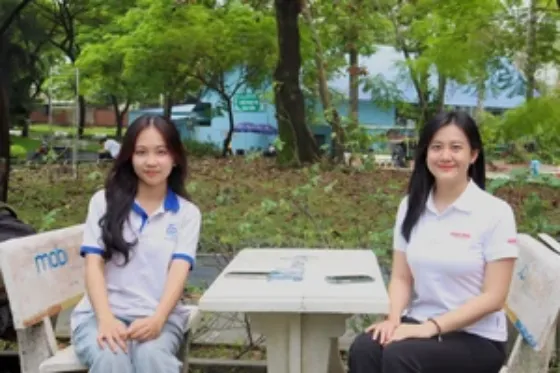 Ảnh của Gặp gỡ nữ sinh là đại biểu trẻ tuổi nhất Đại hội Đảng bộ TPHCM lần thứ I